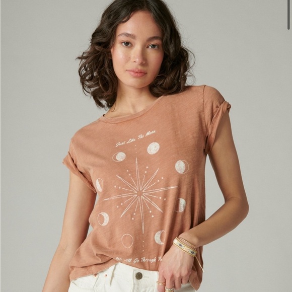 Lucky Brand XS Peach Pink T Shirt Casual Graphic Moon Phases - Picture 1 of 6